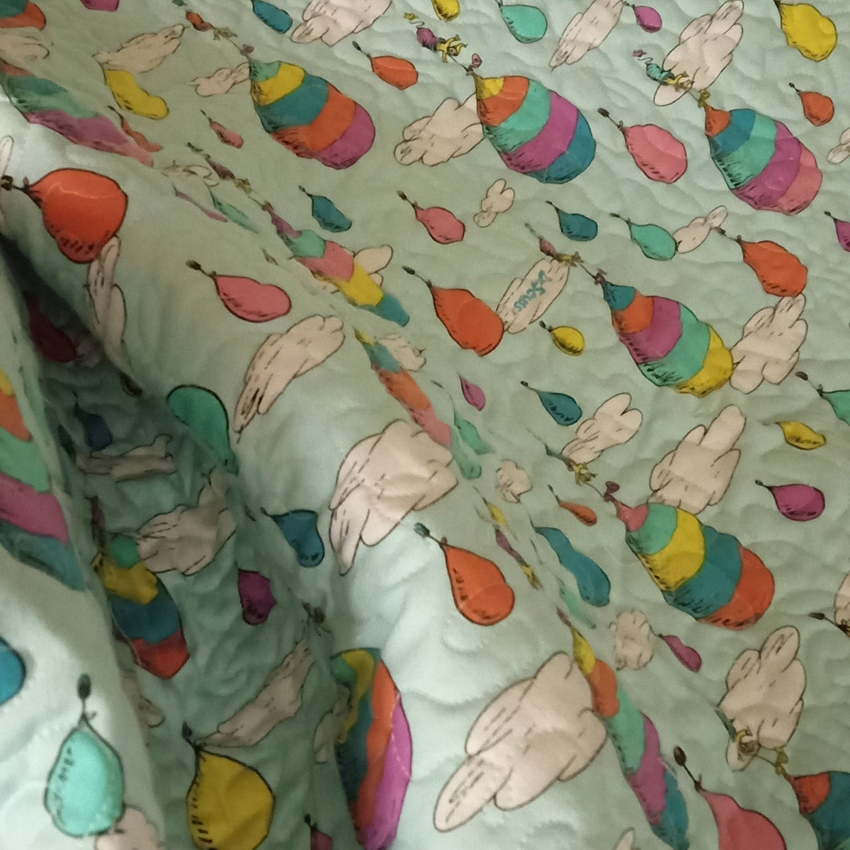 GIVEAWAY! Balloon Blanket MONDAY, OCT 27