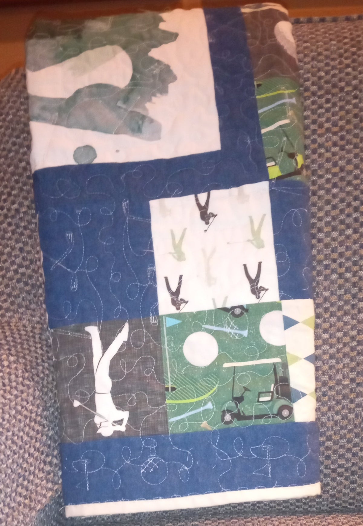 On the Green, Golf-Themed Lap Quilt – 43" x 43