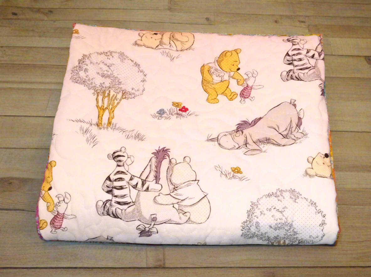 ★ ★ ★ ★ ★ GIVEAWAY Bear-inspired quilted play pad